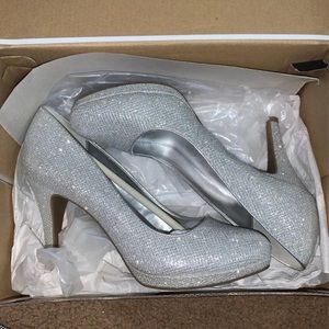 Silver High Heels size 7.5